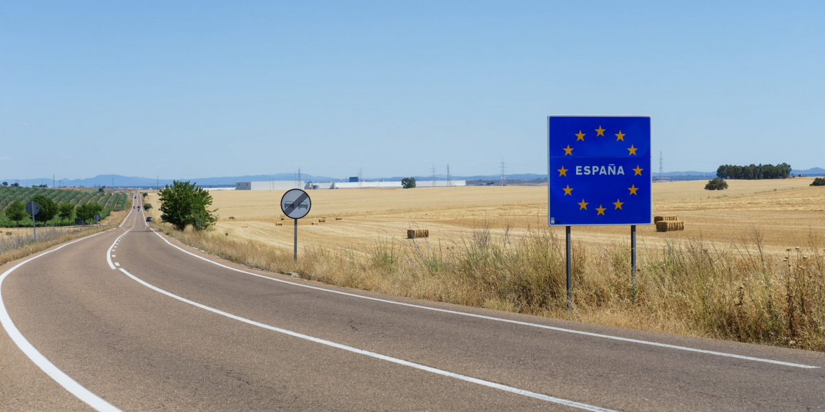 Appel à participation : nouvelle plateforme sur la mobilité transfrontalière des jeunes